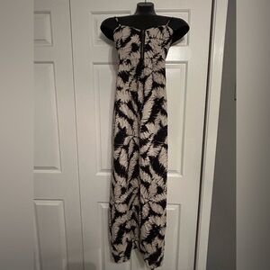 Elle Black and Tan Leaf Print Maxi Dress